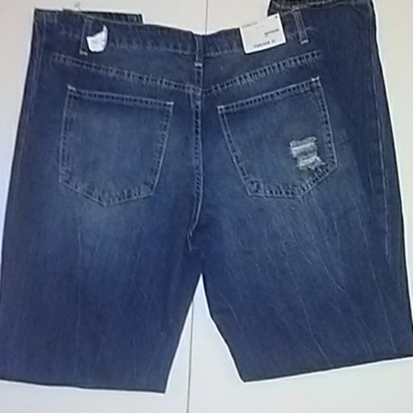 NWT Forever 21 Boyfreind Jeans Distressed- Patches - Picture 6 of 7
